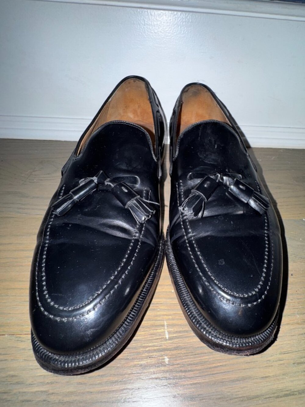 Johnston & Murphy Men's Black Leather Tassel Loafers, Size 11, Great Condition - Picture 4 of 9